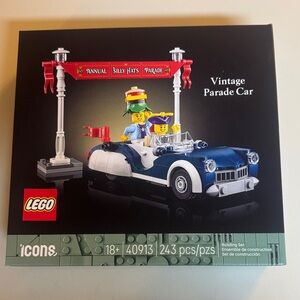 LEGO Icons Vintage Parade Car Set - Blue, White, and Red